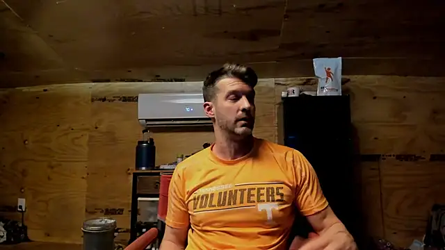 Snapshot of Kenny_Kyle chatting on November 2025 02:01:01 AM Kenny Kyle online show from November 2025 02:01:01 AM