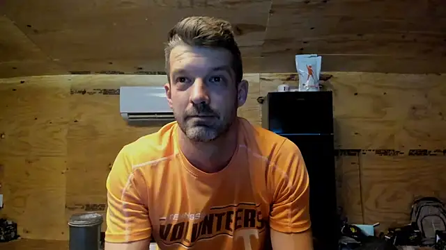 Snapshot of Kenny_Kyle chatting on October 2025 03:49:02 AM Kenny Kyle online show from October 2025 03:49:02 AM