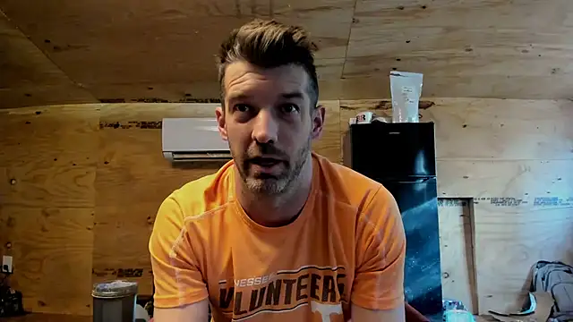 Snapshot of Kenny_Kyle chatting on November 2025 02:21:03 PM Kenny Kyle online show from November 2025 02:21:03 PM