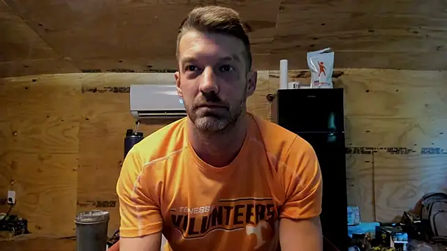Snapshot of Kenny_Kyle chatting on September 2025 01:55:01 PM Kenny Kyle online show from September 2025 01:55:01 PM