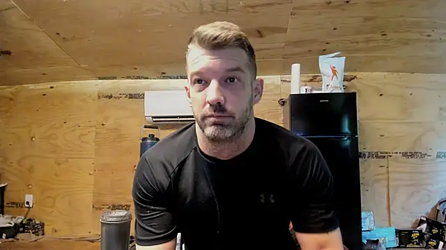 Snapshot of Kenny_Kyle chatting on September 2025 01:43:01 PM Kenny Kyle online show from September 2025 01:43:01 PM