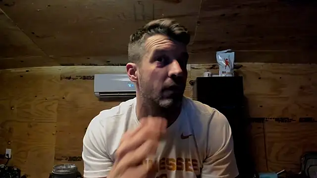 Snapshot of Kenny_Kyle chatting on October 2025 04:47:02 AM Kenny Kyle online show from October 2025 04:47:02 AM