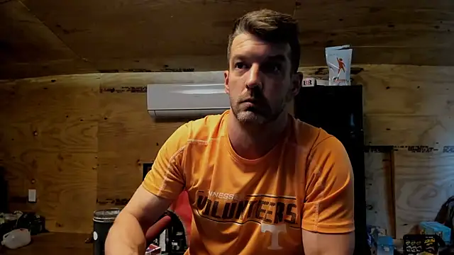 Snapshot of Kenny_Kyle chatting on October 2025 07:57:02 PM Kenny Kyle online show from October 2025 07:57:02 PM