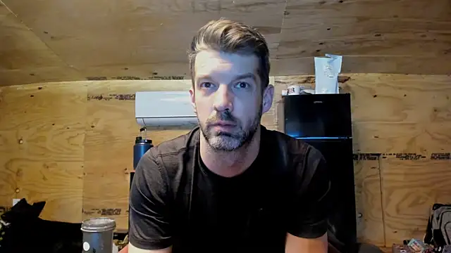 Snapshot of Kenny_Kyle chatting on November 2025 03:22:02 AM Kenny Kyle online show from November 2025 03:22:02 AM