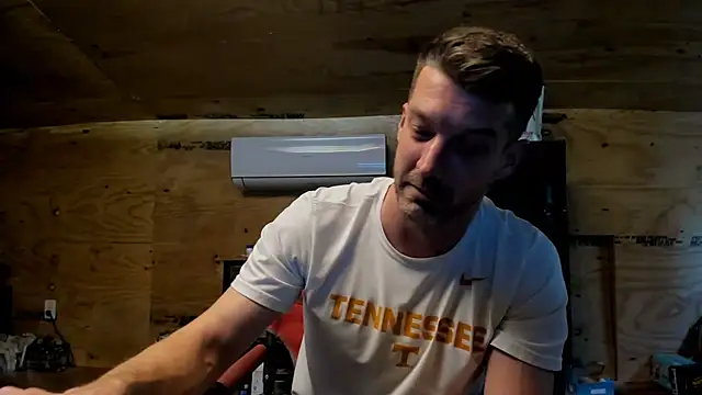 Snapshot of Kenny_Kyle chatting on October 2025 05:58:02 PM Kenny Kyle online show from October 2025 05:58:02 PM