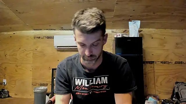 Snapshot of Kenny_Kyle chatting on November 2025 02:26:01 AM Kenny Kyle online show from November 2025 02:26:01 AM