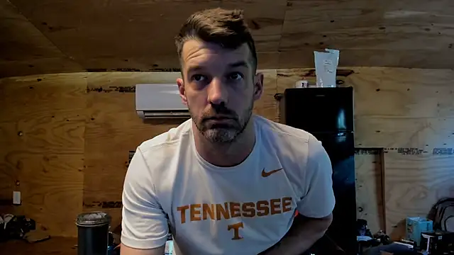 Snapshot of Kenny_Kyle chatting on October 2025 02:05:02 PM Kenny Kyle online show from October 2025 02:05:02 PM