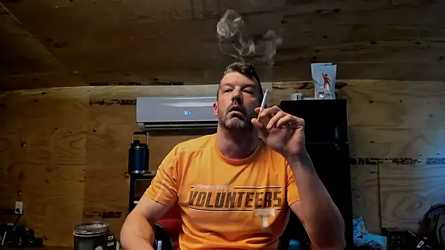 Snapshot of Kenny_Kyle chatting on October 2025 01:58:02 PM Kenny Kyle online show from October 2025 01:58:02 PM