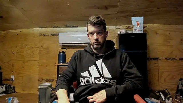 Snapshot of Kenny_Kyle chatting on December 2025 10:47:02 AM Kenny Kyle online show from December 2025 10:47:02 AM