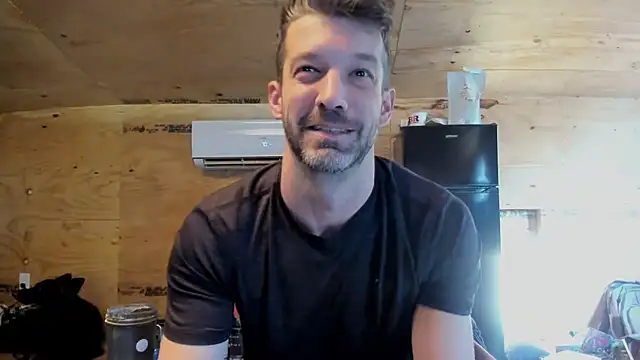 Snapshot of Kenny_Kyle chatting on November 2025 03:28:02 PM Kenny Kyle online show from November 2025 03:28:02 PM