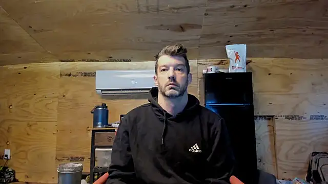 Snapshot of Kenny_Kyle chatting on November 2025 12:20:02 PM Kenny Kyle online show from November 2025 12:20:02 PM