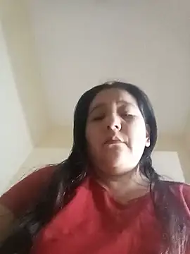 Snapshot of Gatubela212 chatting on July 2026 10:21:02 PM Gatubela212 online show from July 2026 10:21:02 PM
