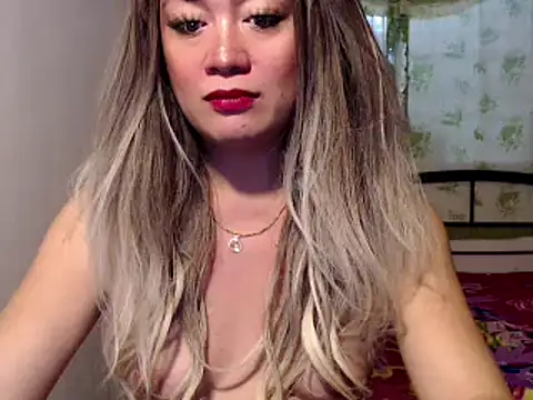 Snapshot of cum2mama chatting on December 2024 07:28:02 AM cum2mama online show from December 2024 07:28:02 AM