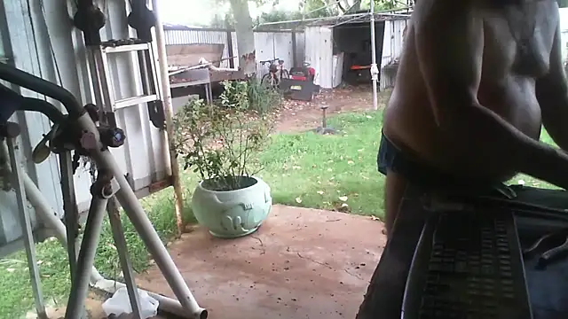 herbie010666 online show from February 2026 04:21:01 AM