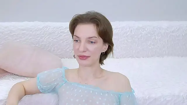 Beauty Alex online show from January 2026 02:27:02 AM