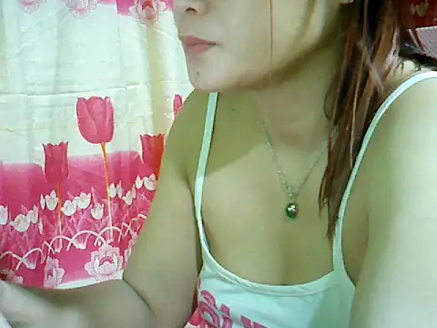 ashlylove25 online show from November 2025 01:28:01 PM