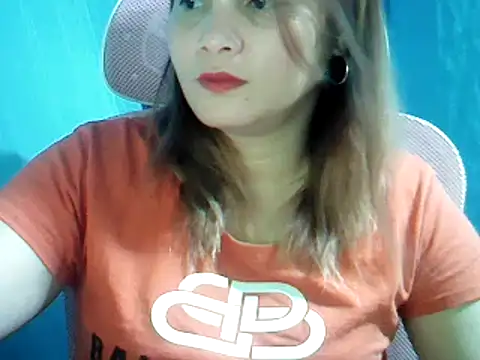 ashlylove25 online show from March 2026 05:02:02 PM