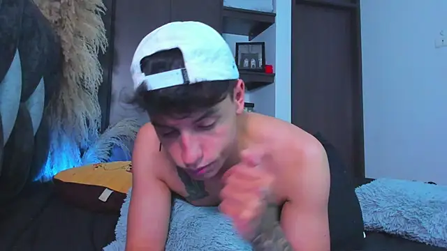 Snapshot of I_Gabriel chatting on January 2025 12:06:02 AM I Gabriel online show from January 2025 12:06:02 AM