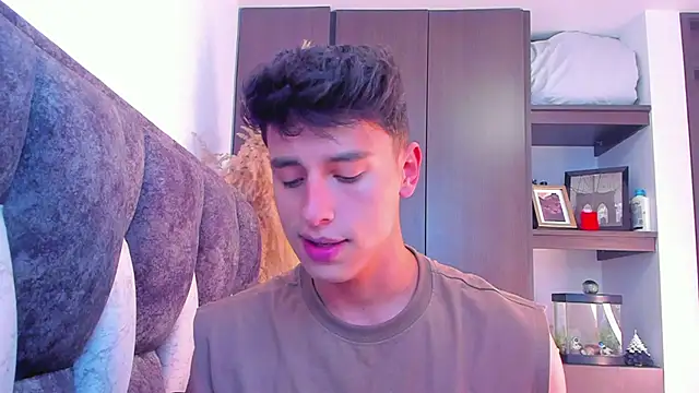 Snapshot of I_Gabriel chatting on December 2024 08:58:01 PM I Gabriel online show from December 2024 08:58:01 PM