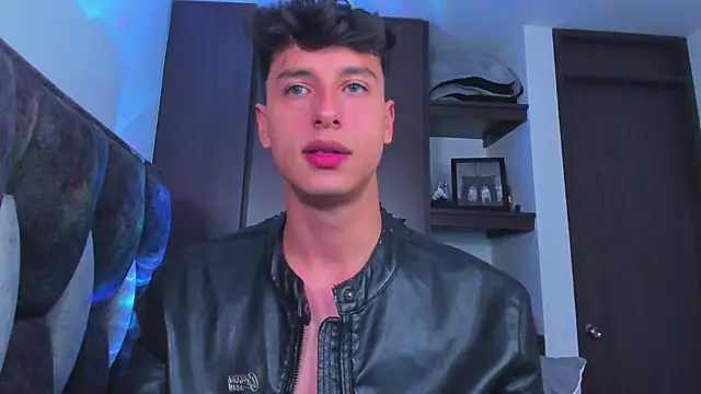 Snapshot of I_Gabriel chatting on January 2025 08:56:01 PM I Gabriel online show from January 2025 08:56:01 PM