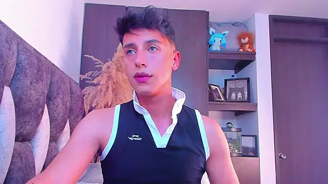 Snapshot of I_Gabriel chatting on December 2024 08:44:02 PM I Gabriel online show from December 2024 08:44:02 PM