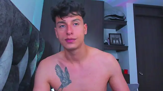 Snapshot of I_Gabriel chatting on January 2025 12:04:01 AM I Gabriel online show from January 2025 12:04:01 AM