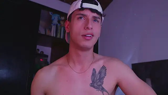 Snapshot of I_Gabriel chatting on December 2025 12:32:01 AM I Gabriel online show from December 2025 12:32:01 AM