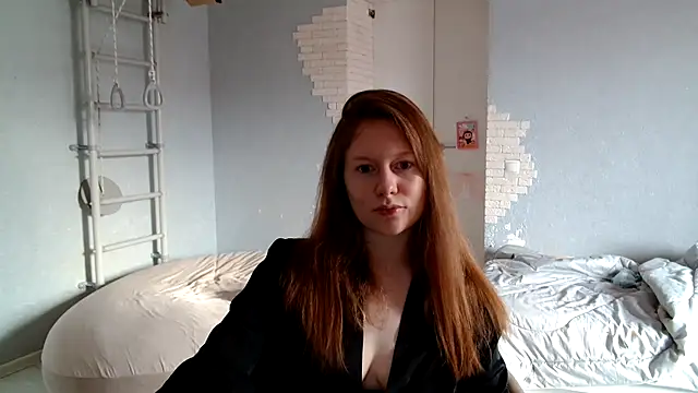 Snapshot of ConnieDaw chatting on October 2025 07:51:02 AM ConnieDaw online show from October 2025 07:51:02 AM