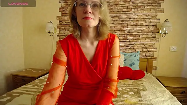 Snapshot of BlondyBabySweet chatting on May 2026 02:54:02 AM BlondyBabySweet online show from May 2026 02:54:02 AM