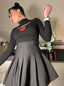 Snapshot of Lauyako chatting on October 2025 04:39:01 PM Lauyako online show from October 2025 04:39:01 PM