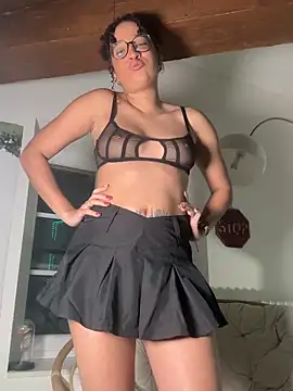 Snapshot of Lauyako chatting on February 2026 09:56:01 PM Lauyako online show from February 2026 09:56:01 PM