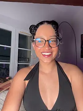 Lauyako online show from April 2026 07:37:01 PM