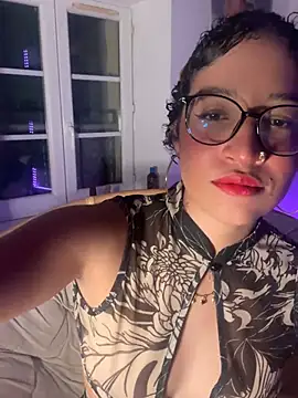 Lauyako online show from July 2026 03:31:01 PM