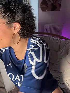 Lauyako online show from May 2026 03:50:01 PM