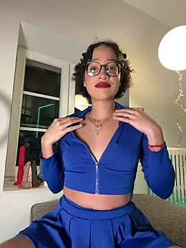 Snapshot of Lauyako chatting on February 2025 10:47:02 PM Lauyako online show from February 2025 10:47:02 PM