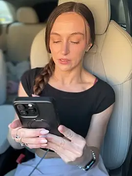 lunagirl13 online show from March 2026 11:21:02 PM