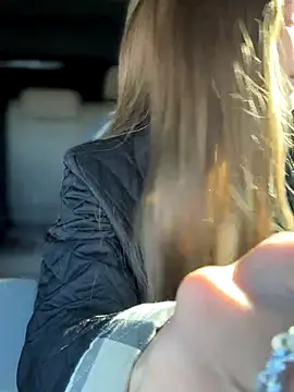 Snapshot of lunagirl13 chatting on November 2025 06:19:01 PM lunagirl13 online show from November 2025 06:19:01 PM