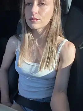 lunagirl13 online show from May 2026 12:19:02 AM