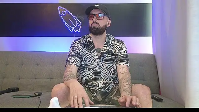 MattxFeet online show from October 2025 05:22:02 PM