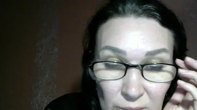 PrettyAndWild online show from October 2025 03:58:01 PM