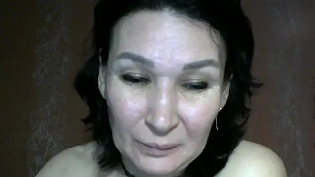 PrettyAndWild online show from November 2025 03:16:02 PM