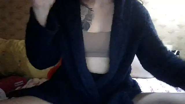 fabiolagg online show from December 2025 11:46:02 AM