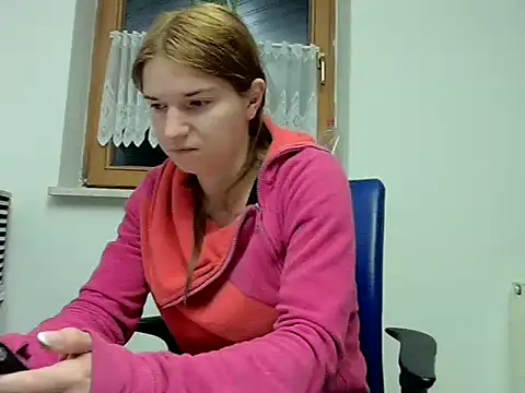 Geile-Luna online show from February 2026 07:02:01 PM