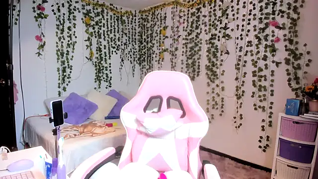 violeta milleer online show from March 2026 06:26:01 PM