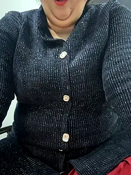 Preet Kaur 69 online show from December 2025 06:33:01 PM