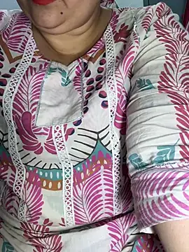 Preet Kaur 69 online show from April 2026 06:59:02 PM