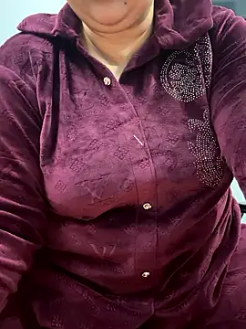 Preet Kaur 69 online show from January 2026 06:04:02 PM