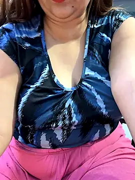 Snapshot of Preet_Kaur_69 chatting on September 2025 08:38:01 PM Preet Kaur 69 online show from September 2025 08:38:01 PM