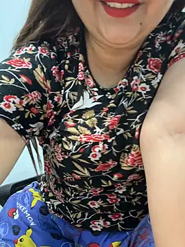 Snapshot of Preet_Kaur_69 chatting on November 2025 05:23:01 PM Preet Kaur 69 online show from November 2025 05:23:01 PM