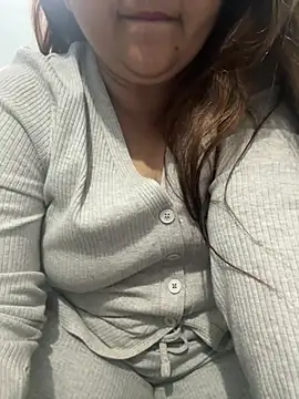 Preet Kaur 69 online show from February 2026 09:53:01 AM